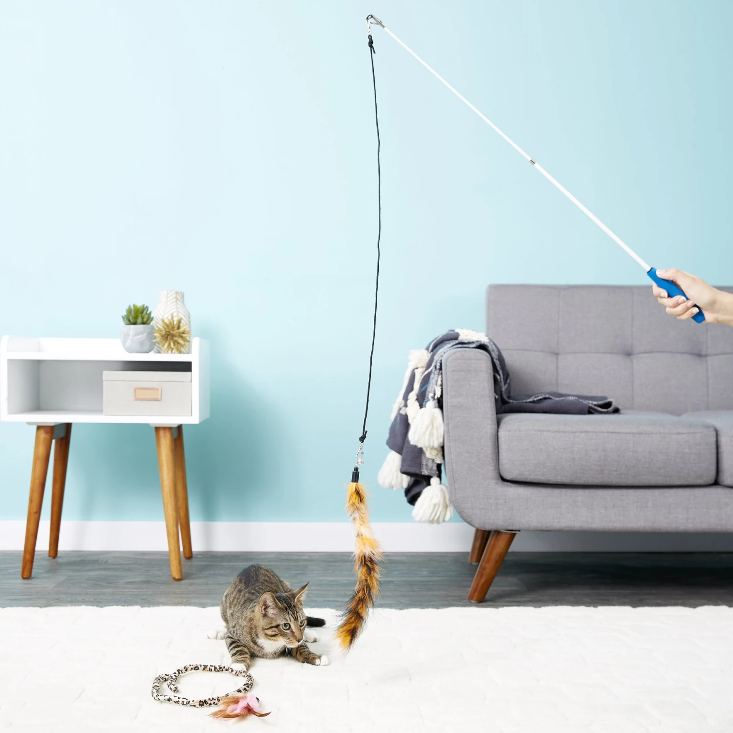 Pet Fit For Life 3 Feather Dual Rod Wand Cat Toy 4 Pet Fit For Life 3 Feather Dual Rod Wand Cat Toy - Image 2