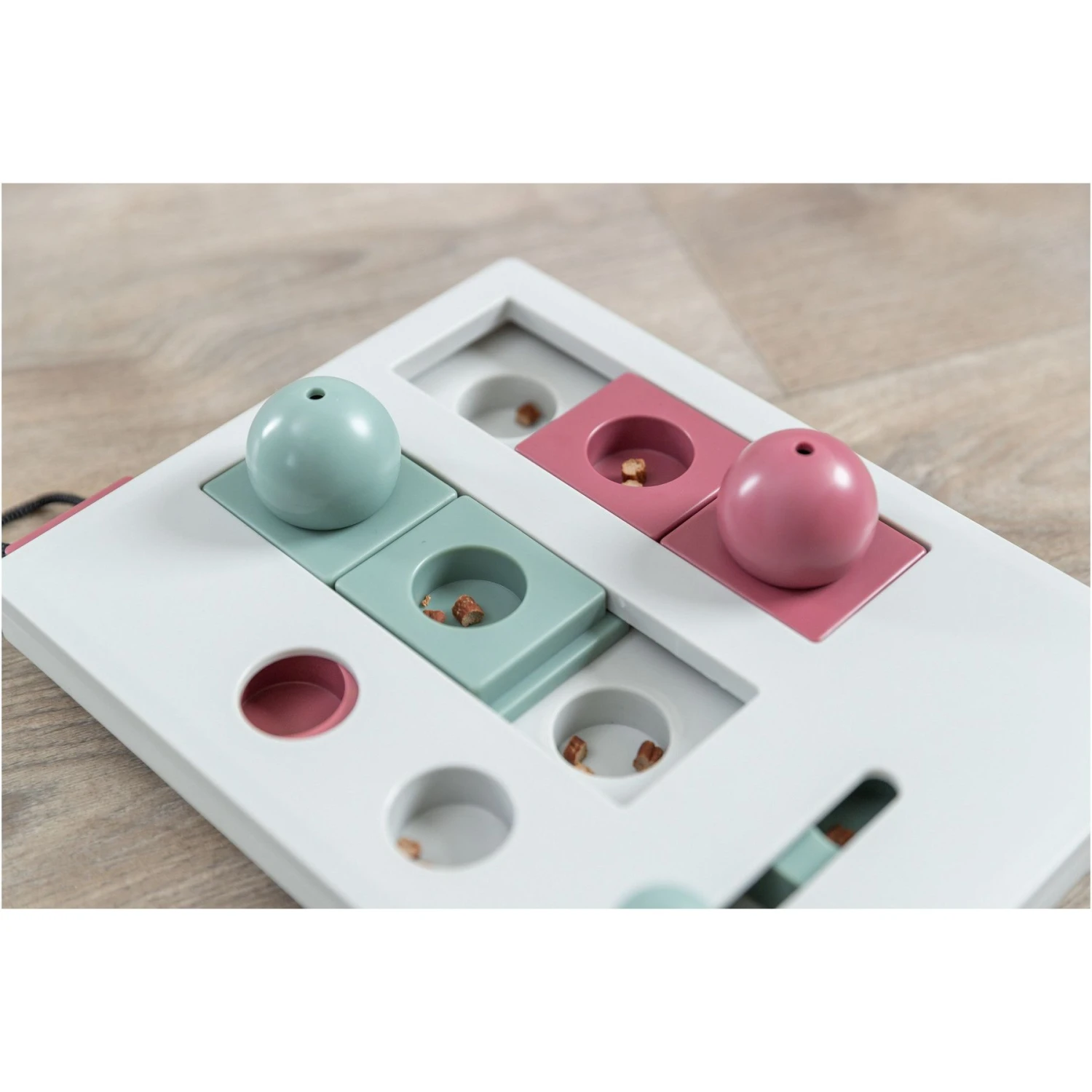 TRIXIE Brain Mover Activity Strategy Game Cat Toy 5 TRIXIE Brain Mover Activity Strategy Game Cat Toy - Image 3