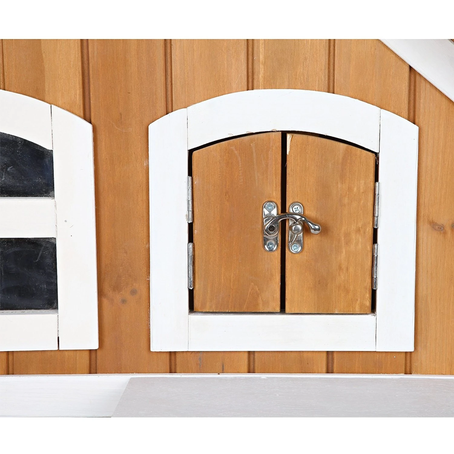 TRIXIE 2-Story Cottage Outdoor Wooden Cat House 5 TRIXIE 2-Story Cottage Outdoor Wooden Cat House - Image 3