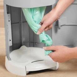 Litter Champ Premium Odor-Free Cat Litter Waste Disposal System, Grey 17 Litter Champ Premium Odor-Free Cat Litter Waste Disposal System, Grey -Pet Supplies Store 127916 PT6. AC SS1800 V1522101794