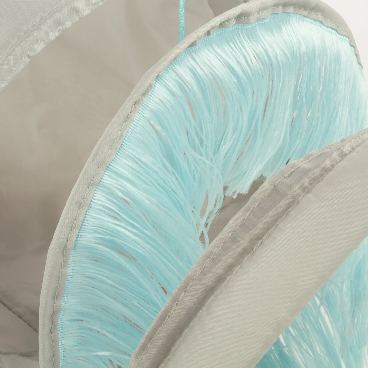 SmartyKat Fringe Frenzy Cat Activity Tunnel 6 SmartyKat Fringe Frenzy Cat Activity Tunnel - Image 4