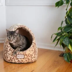 Armarkat Winter Soft Warm Cat Bed, Small -Pet Supplies Store 219049 PT4. AC SS1800 V1603328814