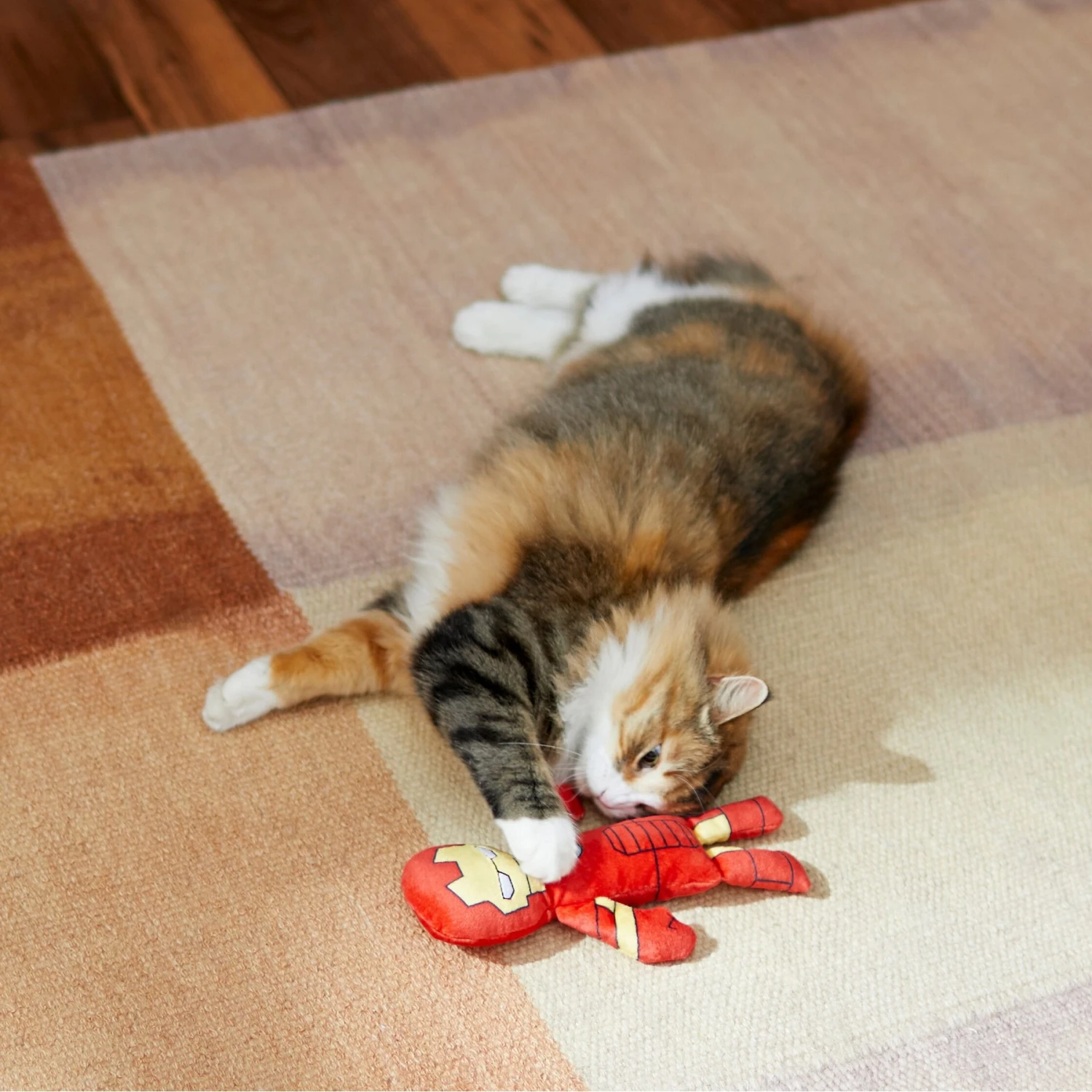 Marvel 's Ironman Plush Kicker Cat Toy With Catnip 5 Marvel 's Ironman Plush Kicker Cat Toy With Catnip - Image 3