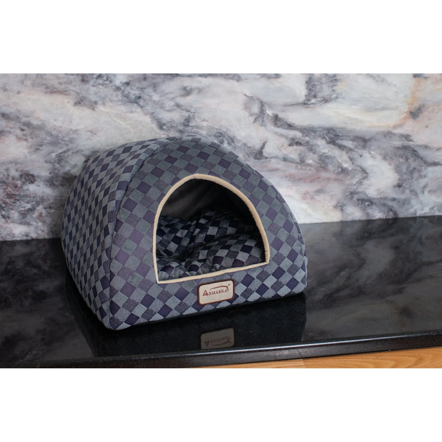 Armarkat Combo Checkered Pattern Cat Bed 8 Armarkat Combo Checkered Pattern Cat Bed - Image 6