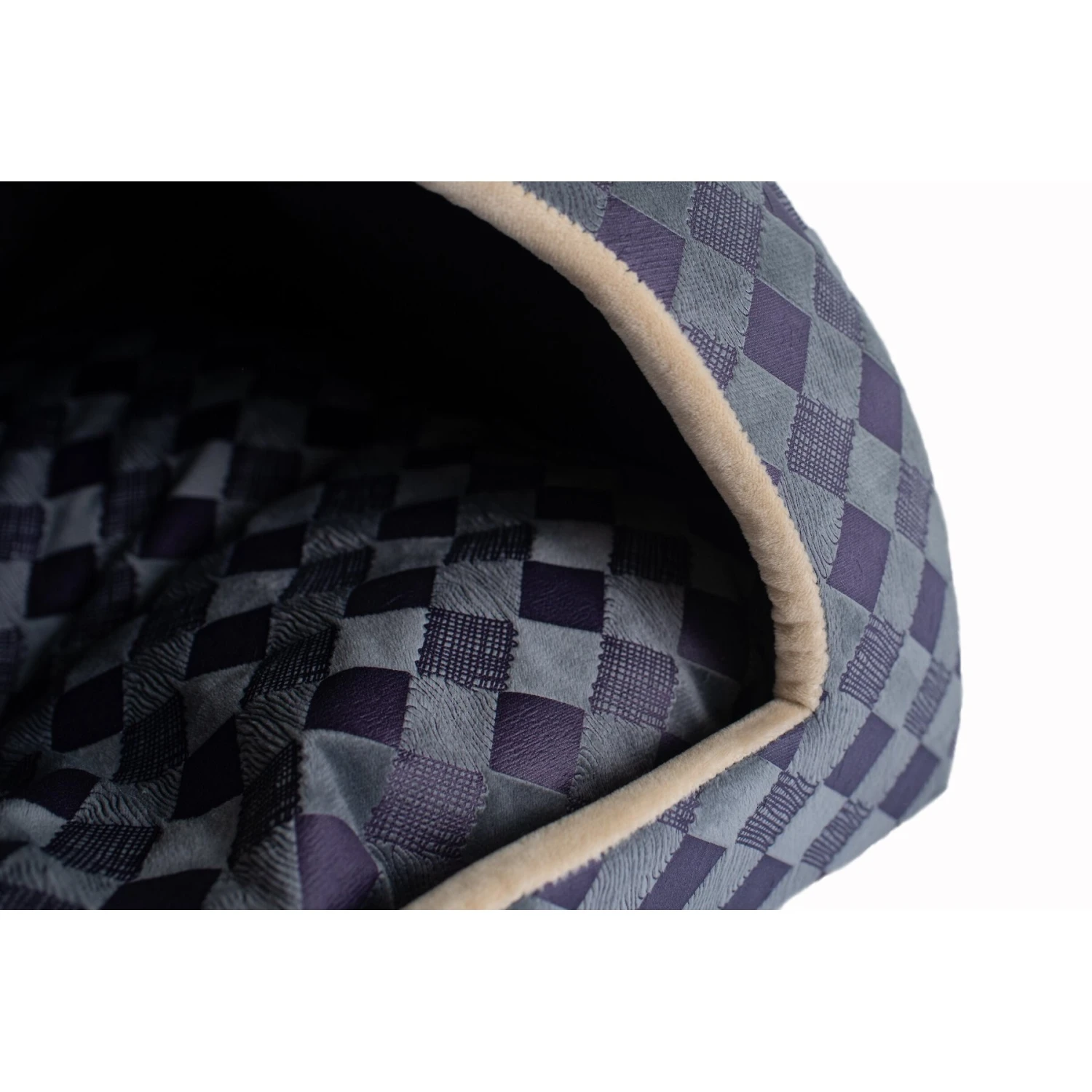 Armarkat Combo Checkered Pattern Cat Bed 9 Armarkat Combo Checkered Pattern Cat Bed - Image 7