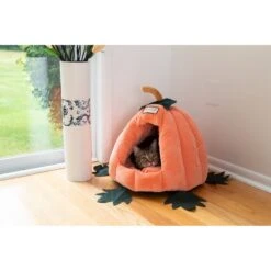 Armarkat Pumpkin Shape Cat Bed 16 Armarkat Pumpkin Shape Cat Bed -Pet Supplies Store 251461 PT5. AC SS1800 V1599264673