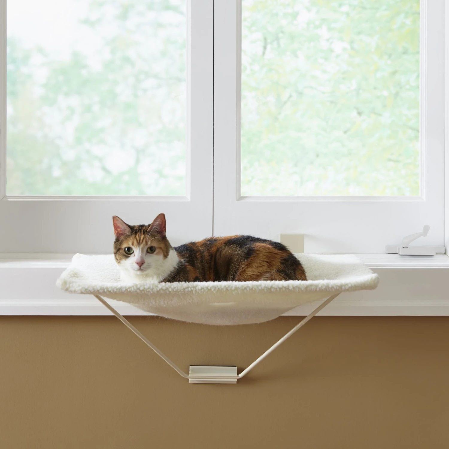 Prevue Pet Products Tabby Napper Cat Window Perch Kit 3 Prevue Pet Products Tabby Napper Cat Window Perch Kit