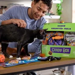 Goody Box Halloween Cat Toys & Treats 12 Goody Box Halloween Cat Toys & Treats -Pet Supplies Store 631182 PT2. AC SS1800 V1696443341