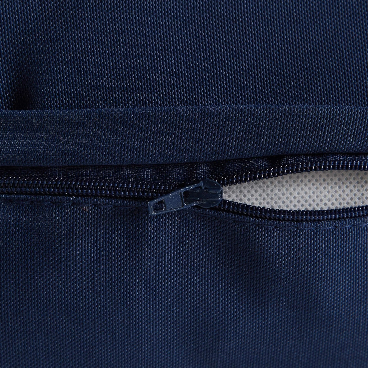 Happy Hounds Stella Indoor/Outdoor Rectangle Cat Bed 7 Happy Hounds Stella Indoor/Outdoor Rectangle Cat Bed - Image 5