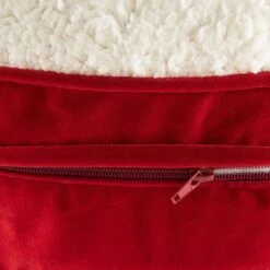 Happy Hounds Lucy Round Pillow Cat Bed 10 Happy Hounds Lucy Round Pillow Cat Bed -Pet Supplies Store 692086 PT3. AC SS1800 V1667947884