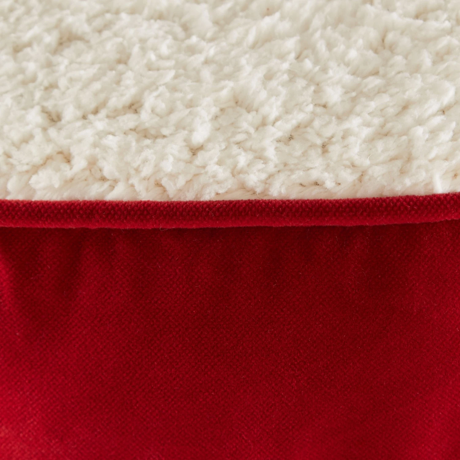 Happy Hounds Lucy Round Pillow Cat Bed 7 Happy Hounds Lucy Round Pillow Cat Bed - Image 5